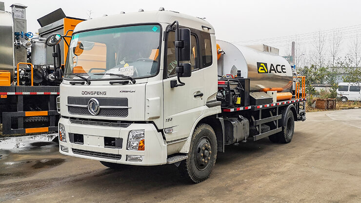 asphalt-distributor-740-416-003